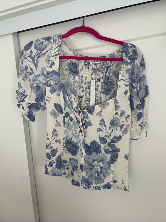 Reformation Tops - Reformation White and Blue Floral Tie Front Puff Sleeve Blouse